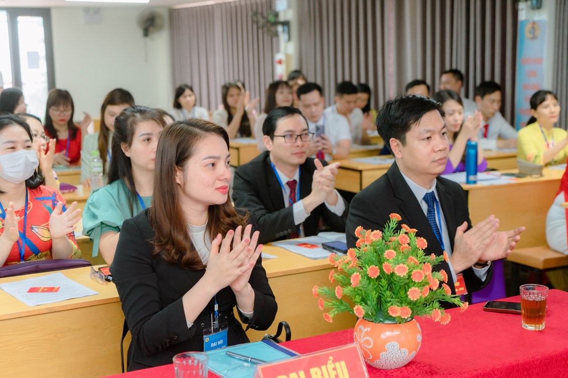 5cuploadimages5chaiphong5cthptthanglong5c2023 35c021 13202314