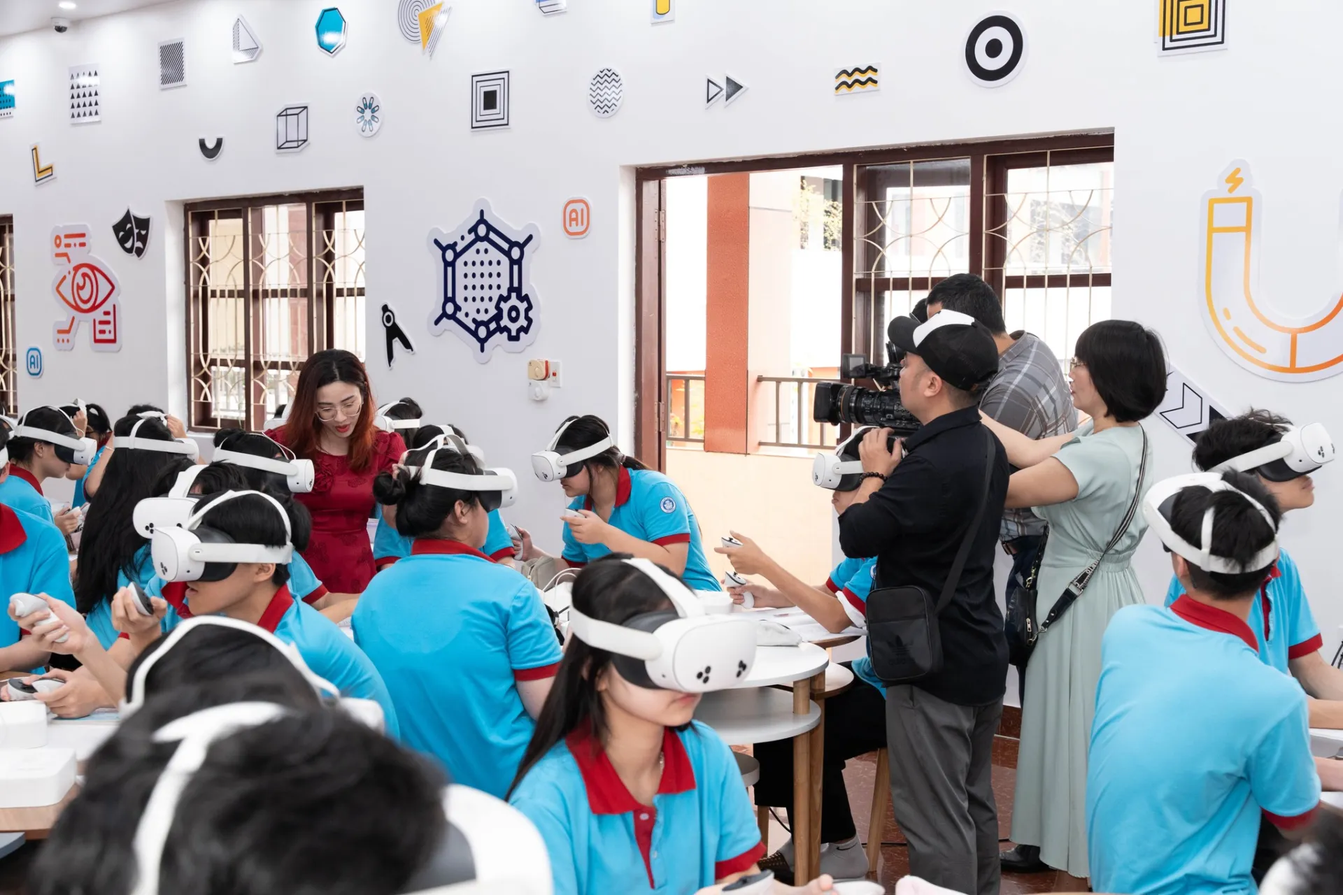Hội đồng nhân dân Thành phố Hải Phòng giám sát chuyên đề việc thực hiện chính sách, pháp luật về giáo dục và đào tạo trên địa bàn thành phố, giai đoạn 2020-2024 đối với trường THPT Thăng Long 3 4