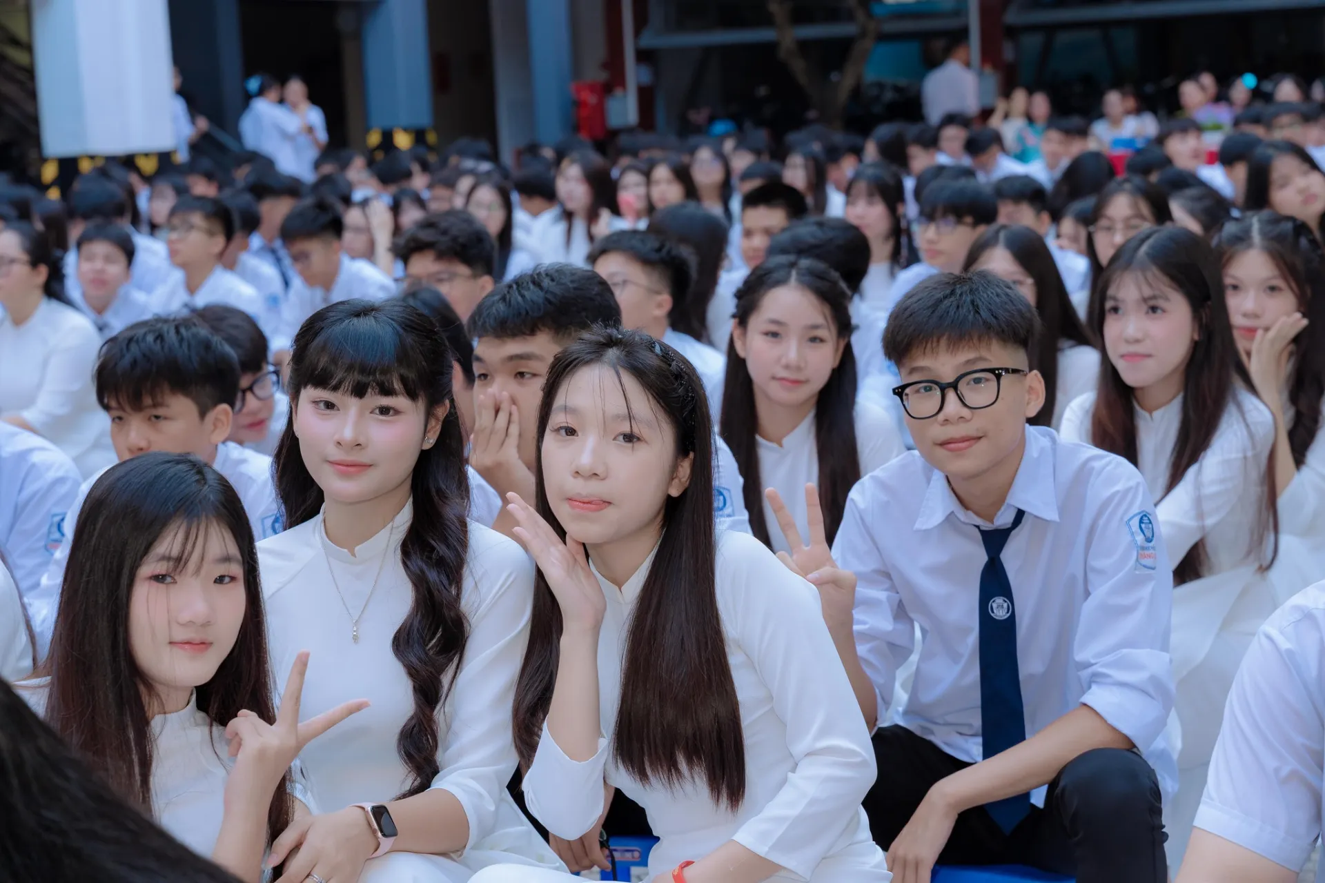 CHƯƠNG TRÌNH KỶ NIỆM 95 NGÀY PHỤ NỮ VIỆT NAM (20/10/1930-20/10/2025) VÀ TUYÊN TRUYỀN PHÁP LUẬT VỀ PHÒNG CHỐNG TỘI PHẠM LỪA ĐẢO TRÊN KHÔNG GIAN MẠNG, KỸ NĂNG PCCC, CỨU HỘ CỨU NẠN VÀ TRẬT TỰ ATGT CHO HS 18 19 1