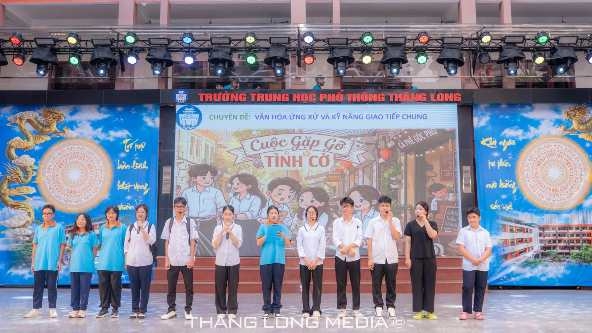 BÙNG NỔ NĂNG LƯỢNG VỚI GALA GIÁO DỤC KỸ NĂNG SỐNG, HƯỚNG NGHIỆP & DÂN VŨ 12 11 7