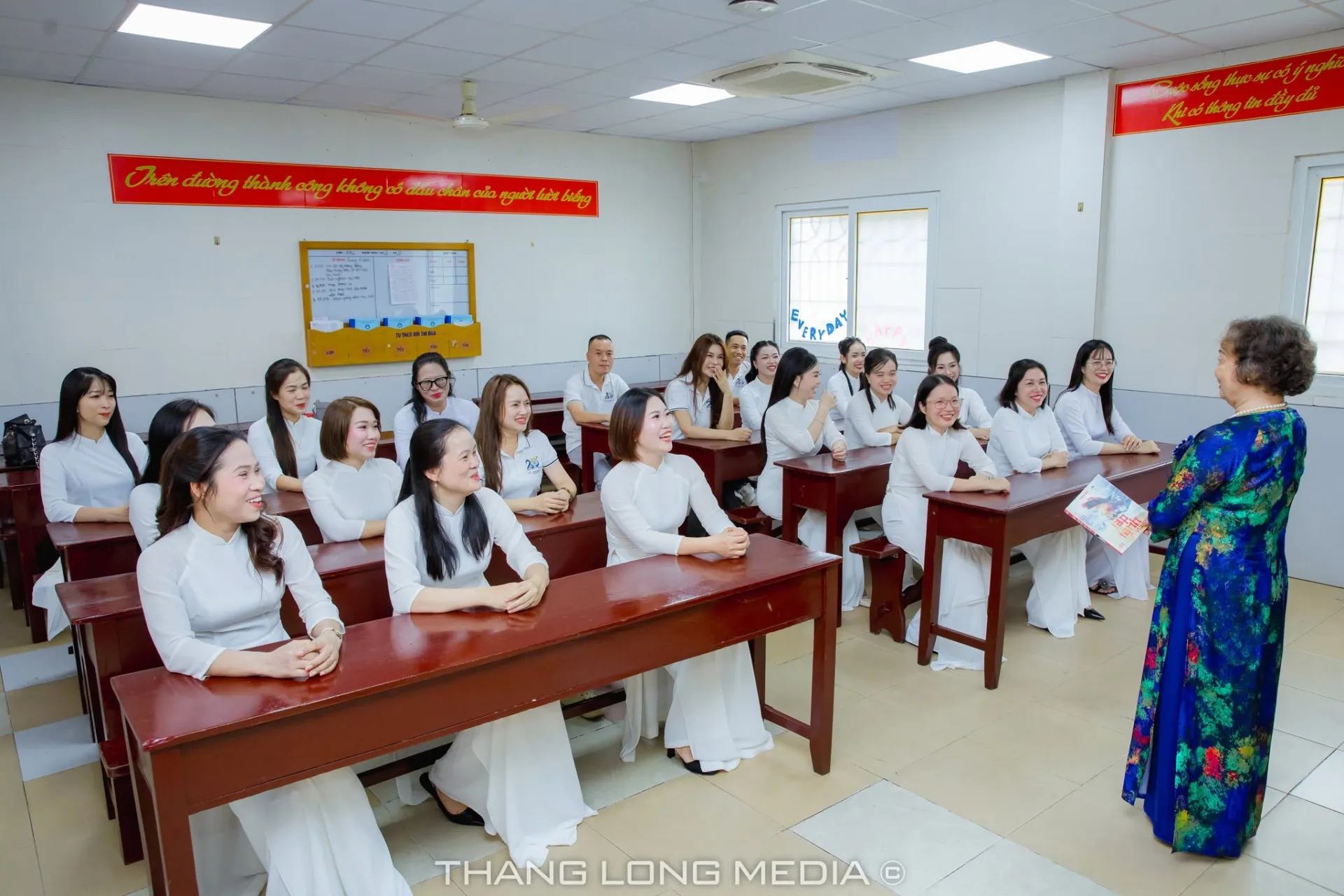 HỘI KHÓA KỶ NIỆM 20 NĂM NGÀY RA TRƯỜNG – NIÊN KHÓA 2003–2006 25 24 1