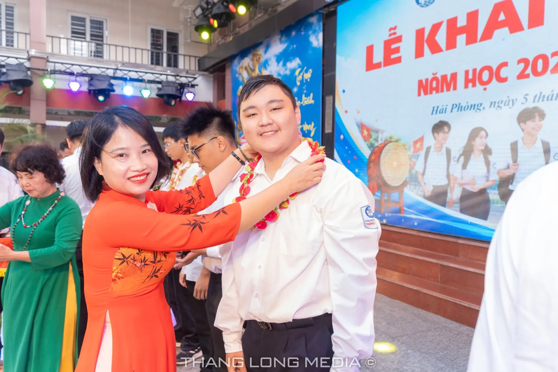 TRƯỜNG THPT THĂNG LONG LONG TRỌNG TỔ CHỨC LỄ KHAI GIẢNG NĂM HỌC 2026 – 2027 13 11 1