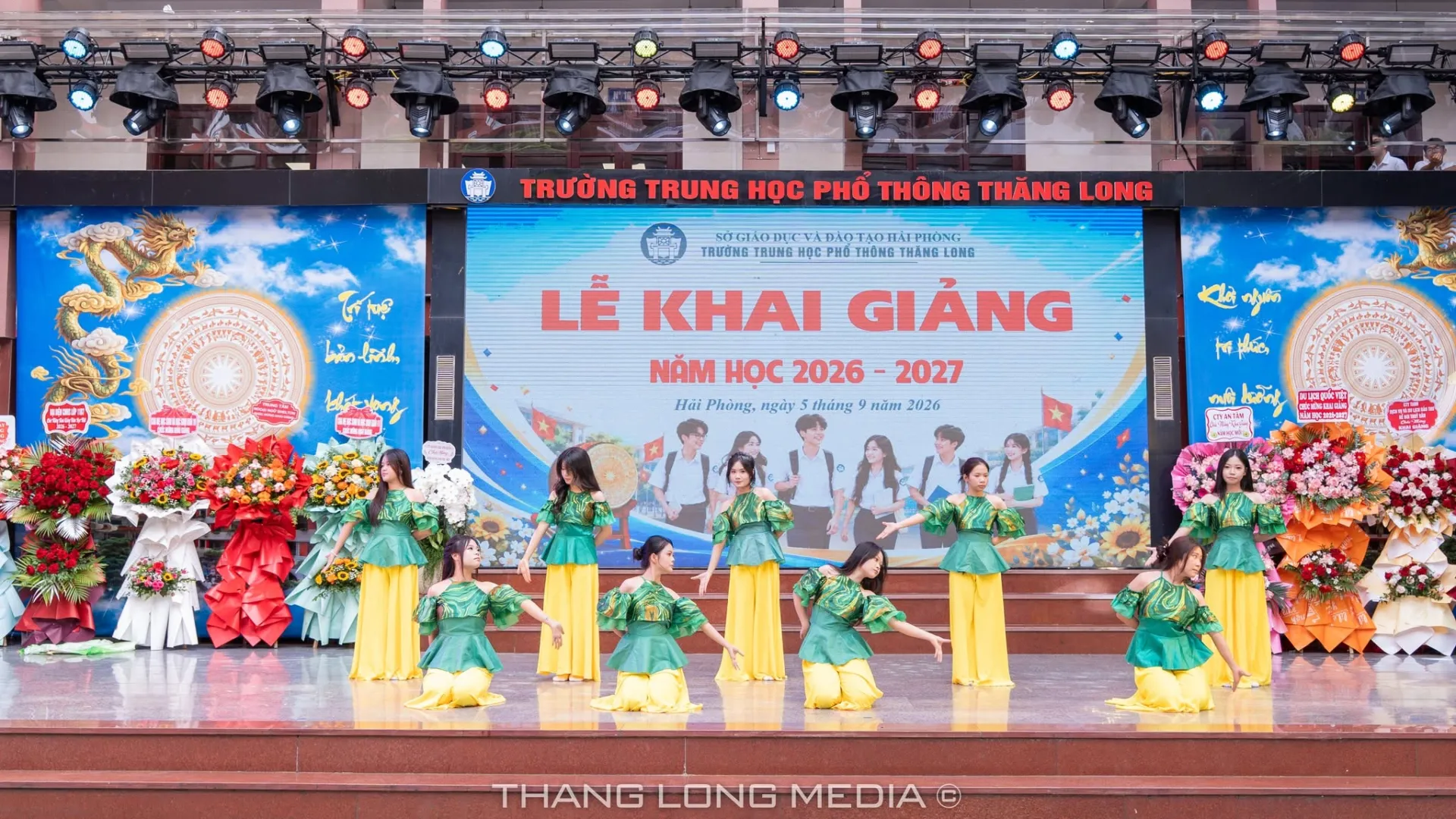 TRƯỜNG THPT THĂNG LONG LONG TRỌNG TỔ CHỨC LỄ KHAI GIẢNG NĂM HỌC 2026 – 2027 29 33