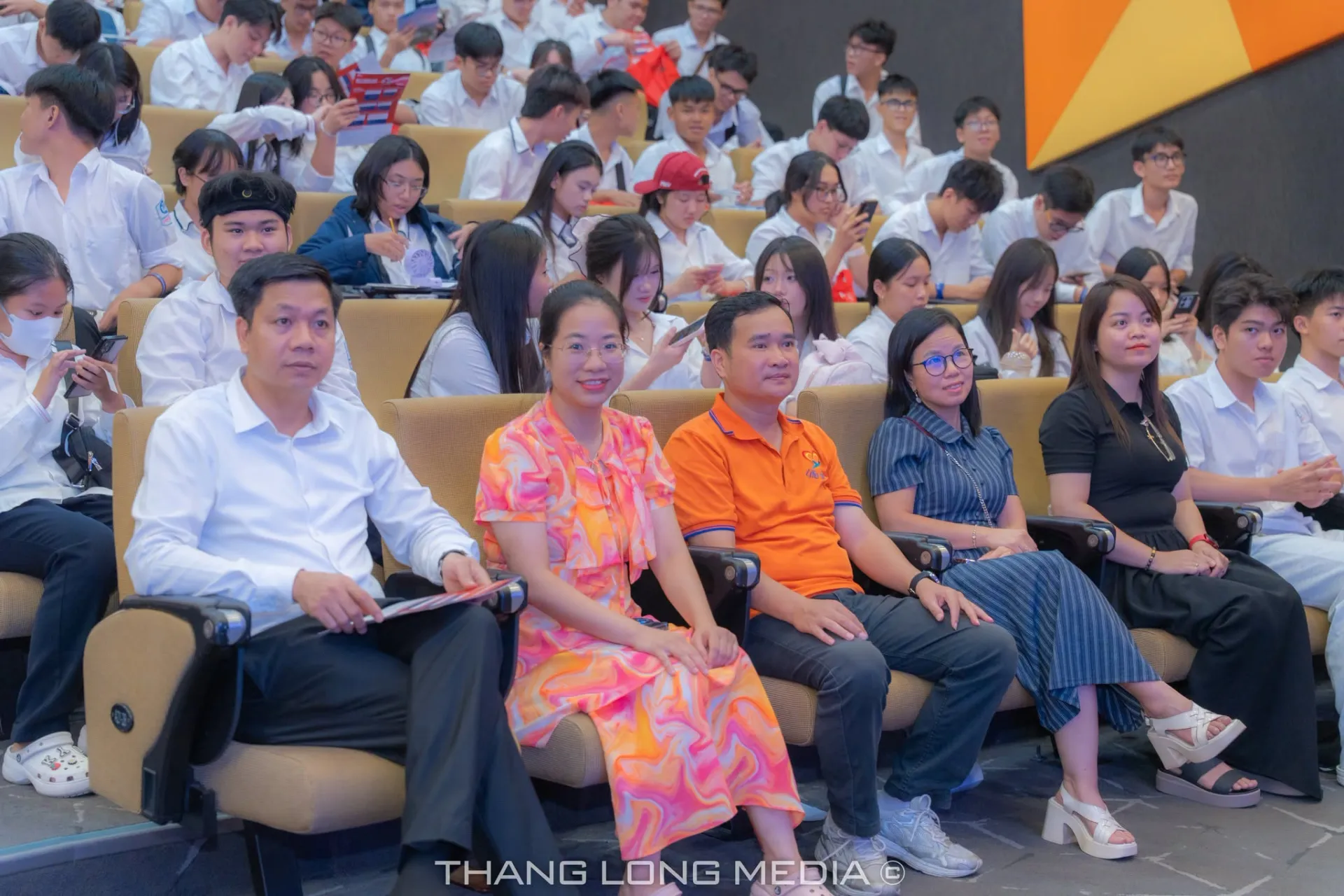 TRẢI NGHIỆM HƯỚNG NGHIỆP – KHÁM PHÁ MÔI TRƯỜNG CHUẨN QUỐC TẾ TẠI ĐẠI HỌC ANH QUỐC VIỆT NAM 5 3 3