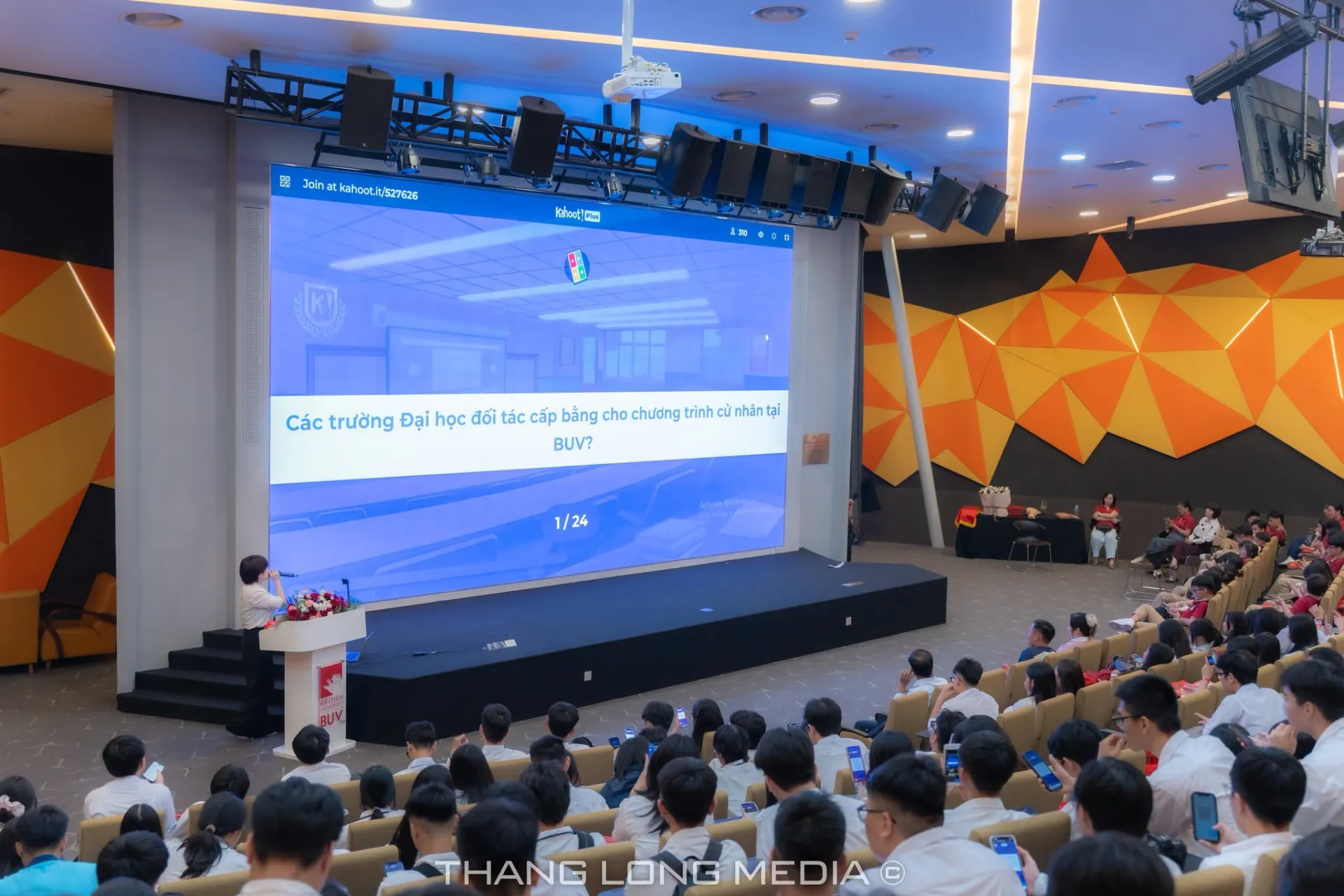 TRẢI NGHIỆM HƯỚNG NGHIỆP – KHÁM PHÁ MÔI TRƯỜNG CHUẨN QUỐC TẾ TẠI ĐẠI HỌC ANH QUỐC VIỆT NAM 7 5 2