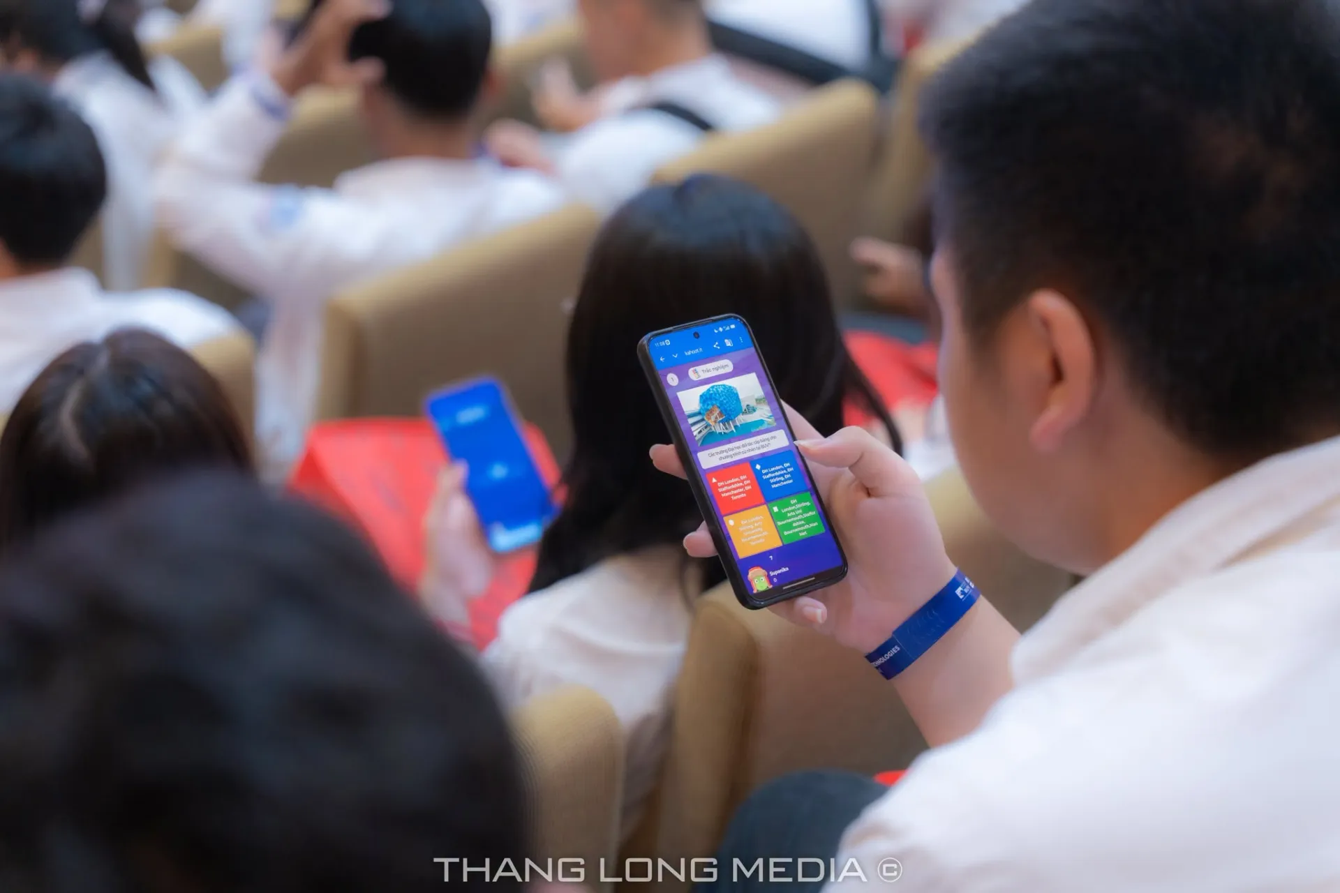 TRẢI NGHIỆM HƯỚNG NGHIỆP – KHÁM PHÁ MÔI TRƯỜNG CHUẨN QUỐC TẾ TẠI ĐẠI HỌC ANH QUỐC VIỆT NAM 8 6 1